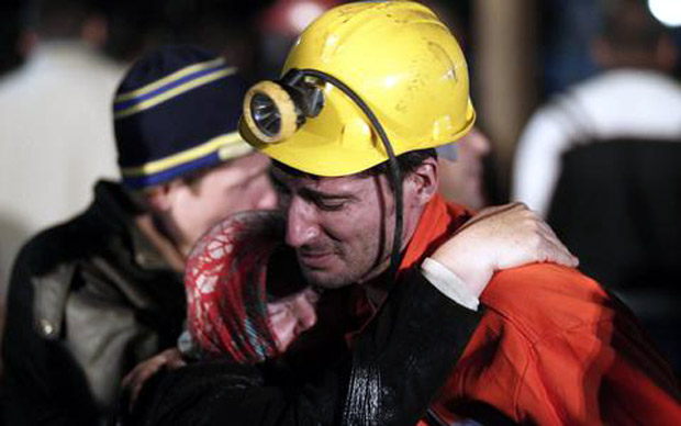 Τραγωδία στην Τουρκία - 201 νεκροί από την έκρηξη σε ανθρακωρυχείο