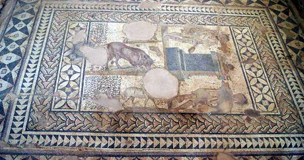 A polychrome mosaic floor in Skala Roman villa